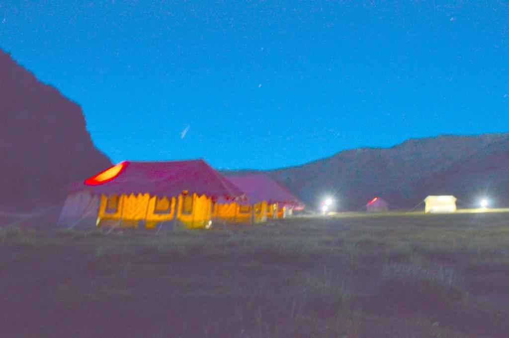 Отель Himalayan Routes Camp Sarchu Sir Bhum Chun Экстерьер фото